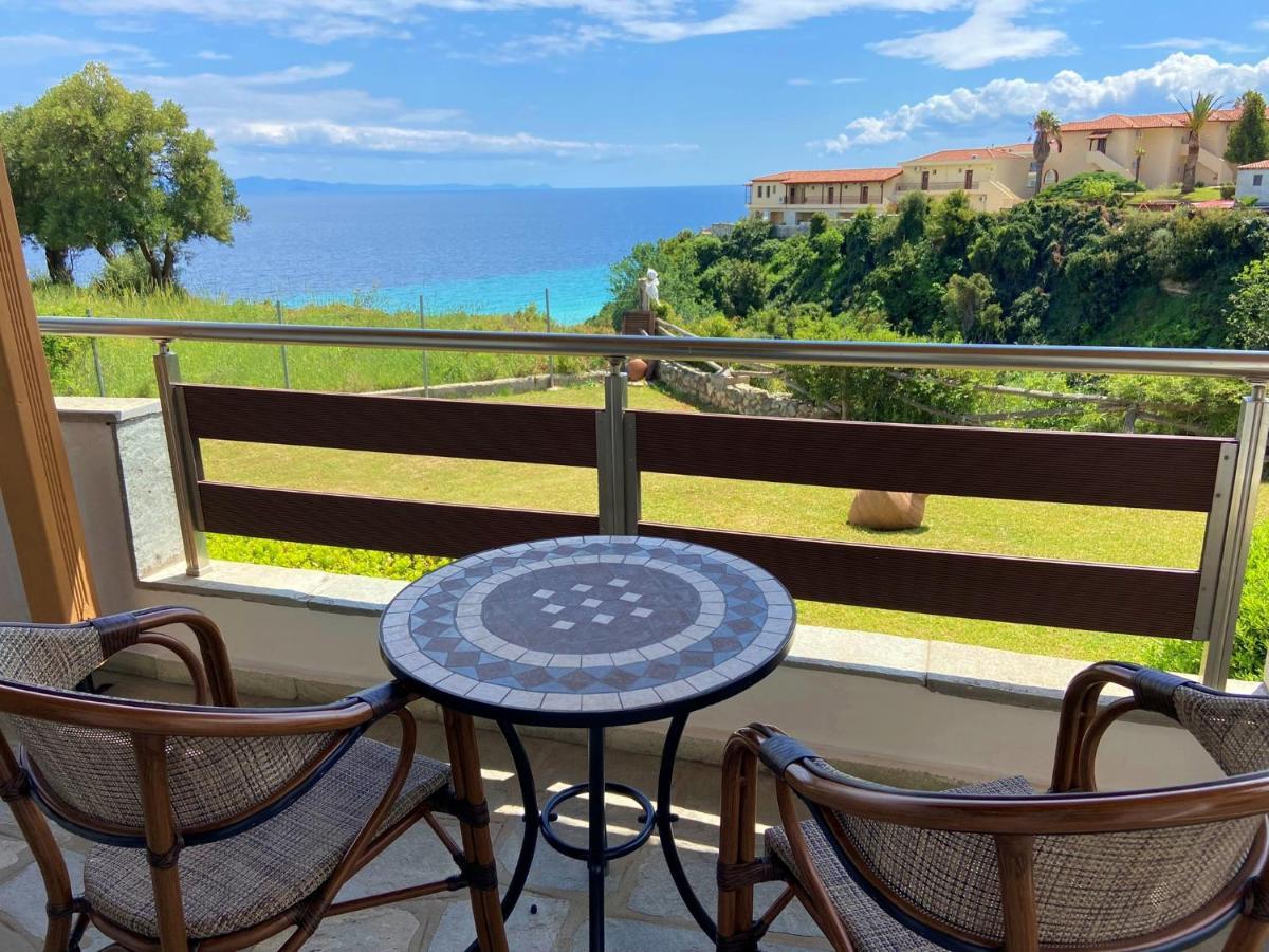 Marianna Sea View Afitos Apartment ภายนอก รูปภาพ