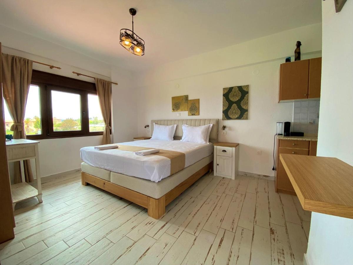 Marianna Sea View Afitos Apartment ภายนอก รูปภาพ