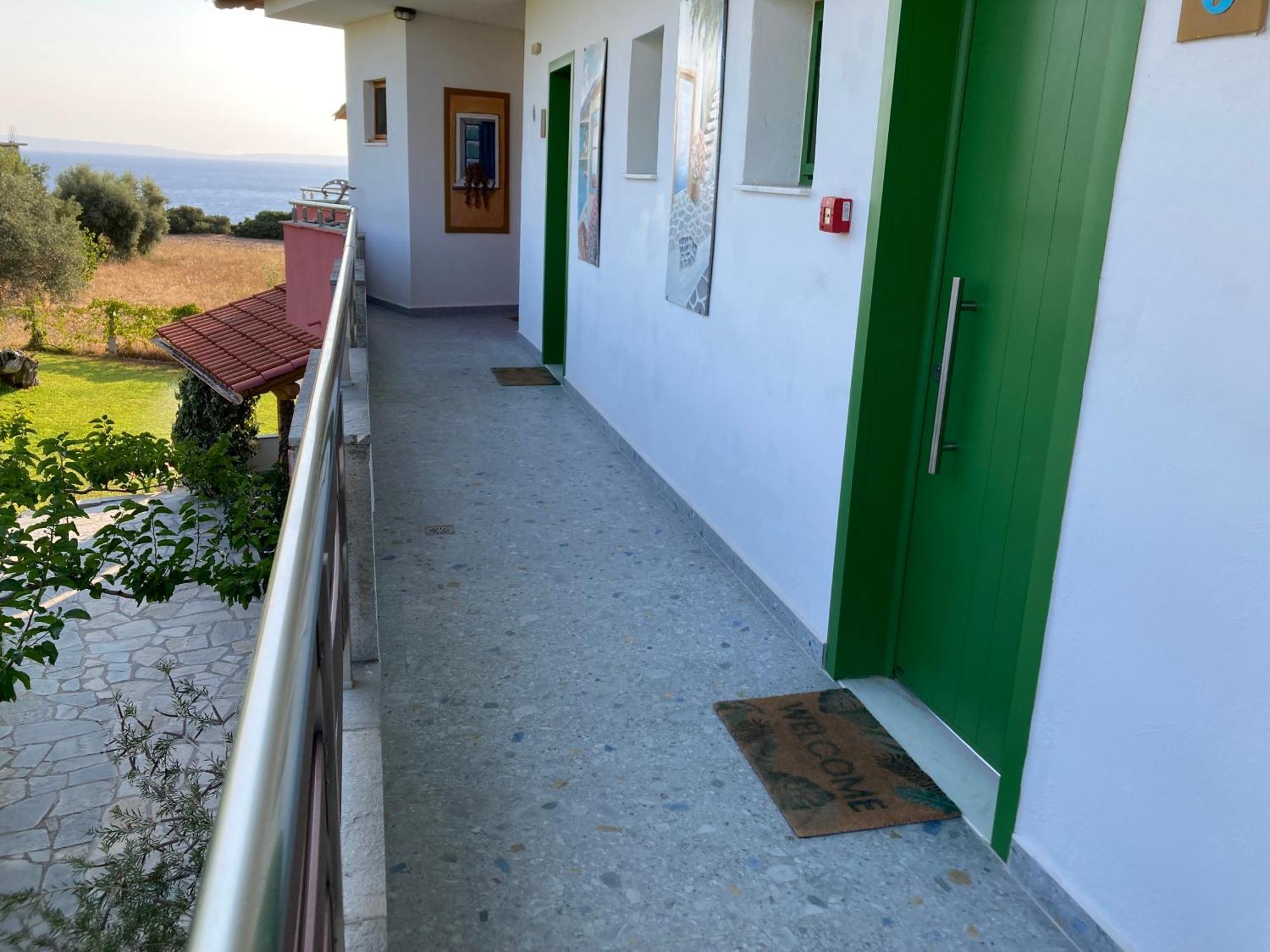 Marianna Sea View Afitos Apartment ภายนอก รูปภาพ